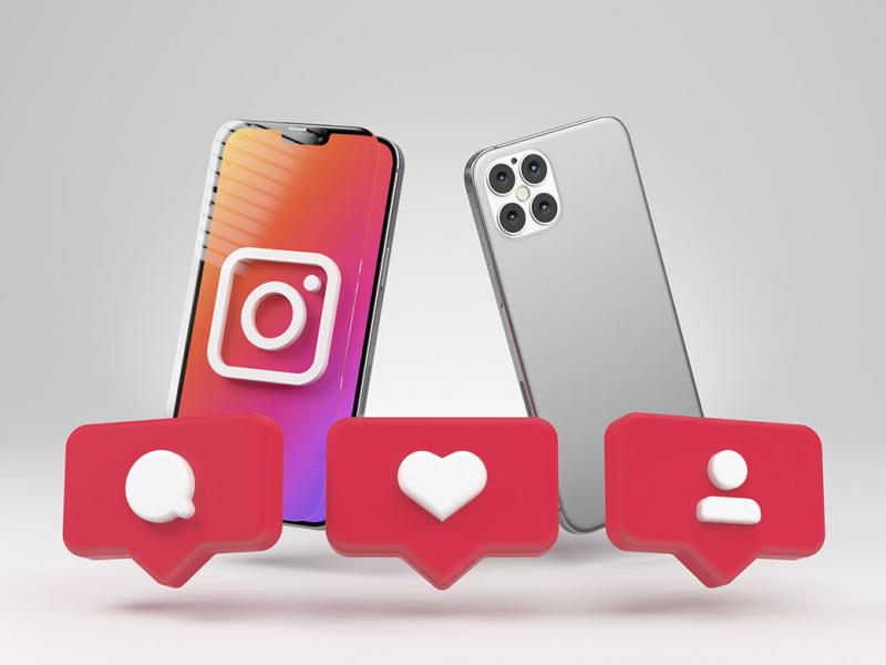 Phone with social media notifications