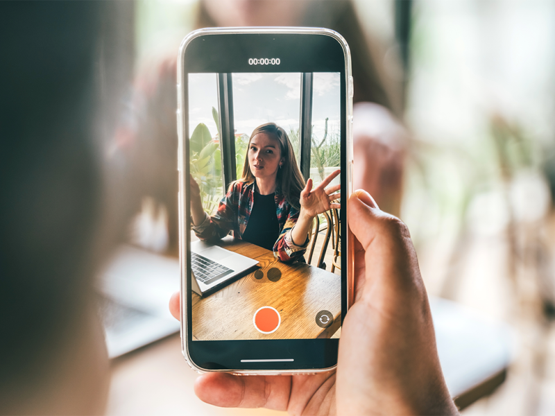 Device screen recording a  video