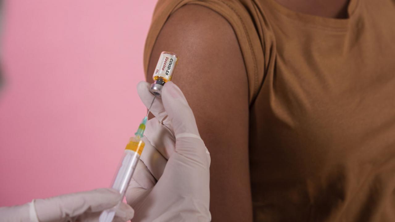 3 tips to tackle COVID-19 vaccine hesitancy among Black patients | American  Medical Association