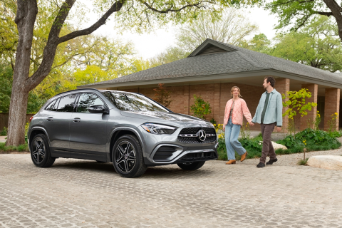 Mercedes-Benz 2026 GLA - February
