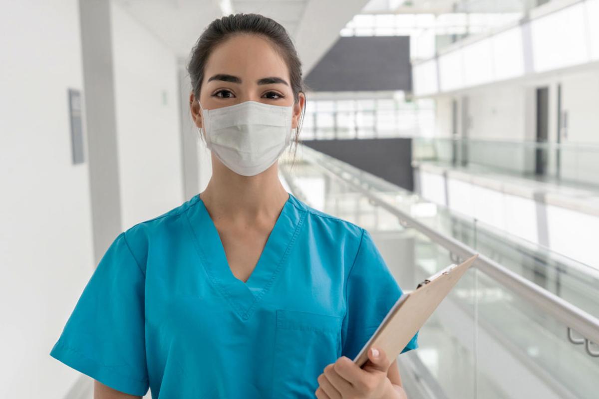 Health care worker wearing face mask