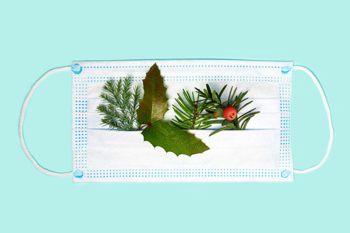 Face mask with splash of holiday decorations