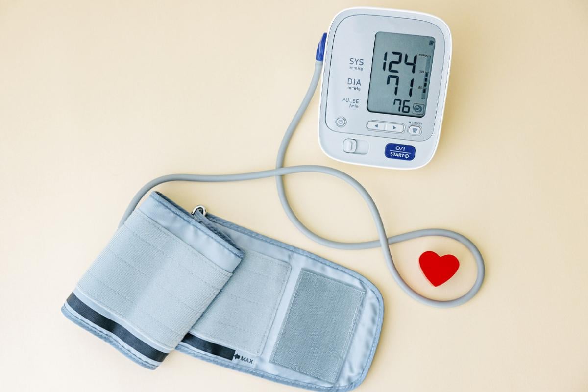 Blood pressure monitor