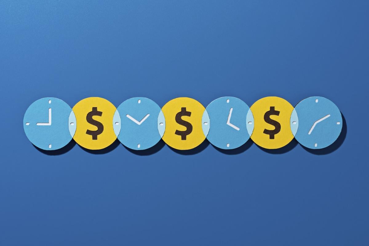 Alternating clock and dollar symbols